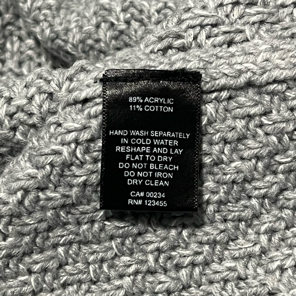 Design Lab Lord & Taylor Sweater - Picture 5 of 5